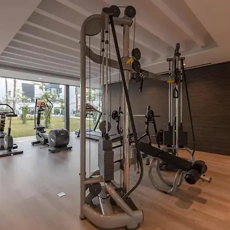 Sublime Maison Avec Acces Direct A La Et Jacuzzi Prive إِستيبونا