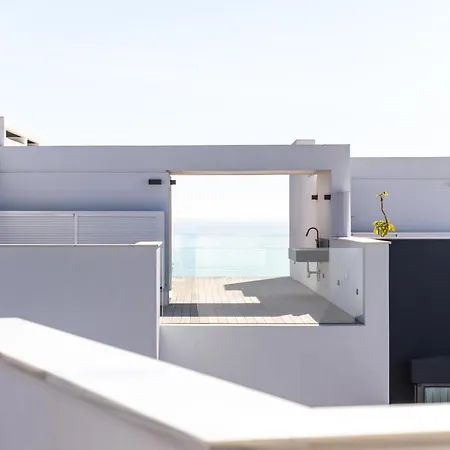 فيلة Sublime Maison Avec Acces Direct A La Et Jacuzzi Prive إِستيبونا