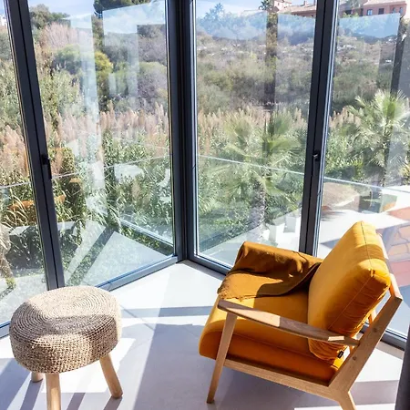 Sublime Maison Avec Acces Direct A La Et Jacuzzi Prive Villa *
